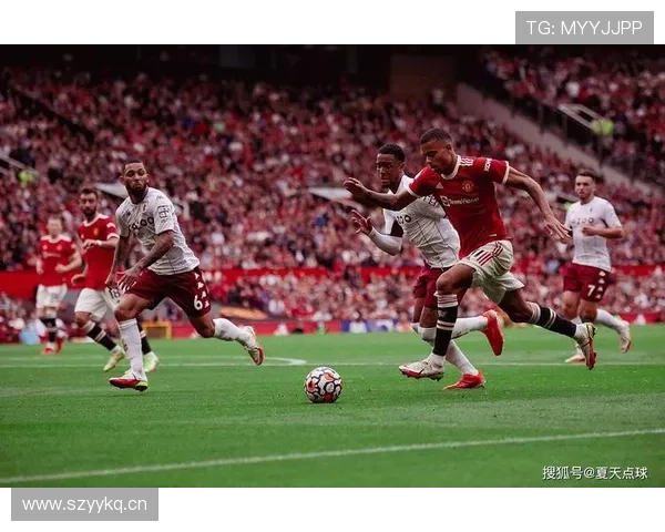 拜仁慕尼黑进球更多但进攻结构更单一,近期表现体现阶段性变化 拜仁慕尼黑进球更多但进攻结构更单一,近期表现体现阶段性变化